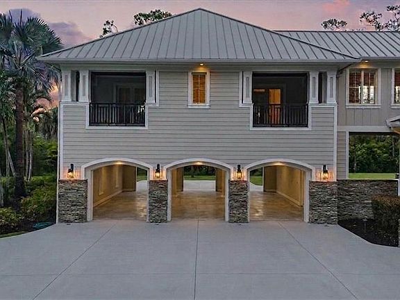 4th image of 2263 Coach House LN