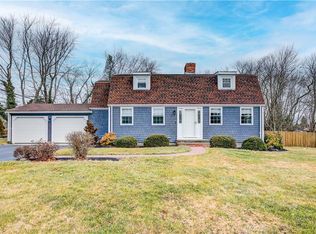 8 Eyler Dr, Portsmouth, RI 02871