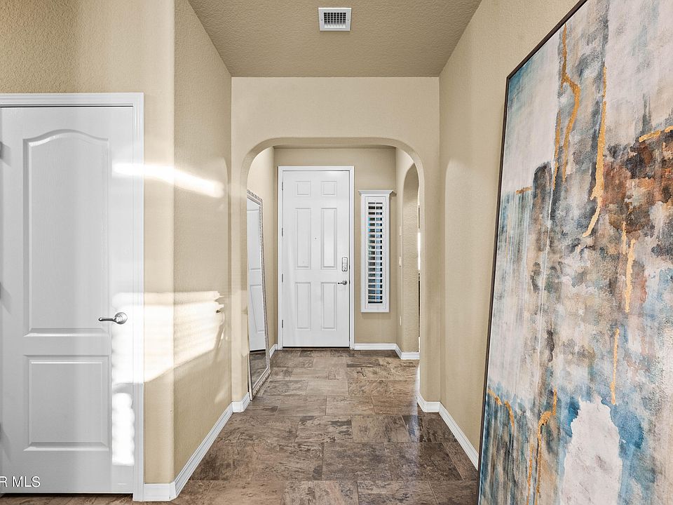 118 Tuscan Ridge Cir, Sunland Park, NM 88008 | Zillow