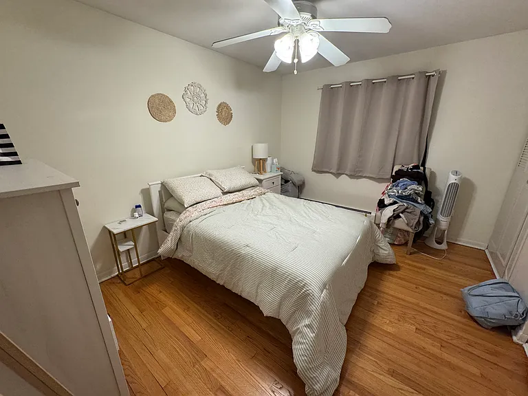 930 W WINONA ST — Photo 10