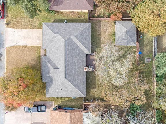 2nd image of 1307 Prairie Wind Blvd
