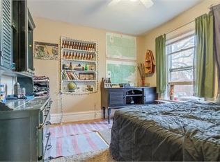 216 Campbell St #14085417, Madison, WI 53711