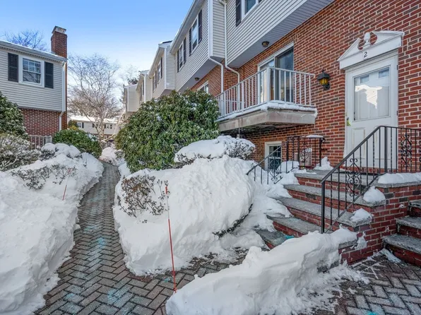 210 Belmont St APT 2, Watertown, MA 02472