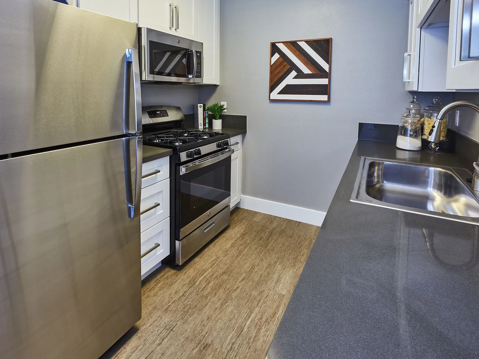 Surfside Villas — Photo 2