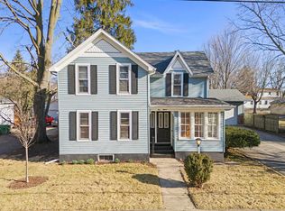 415 Edward St, Sycamore, IL 60178