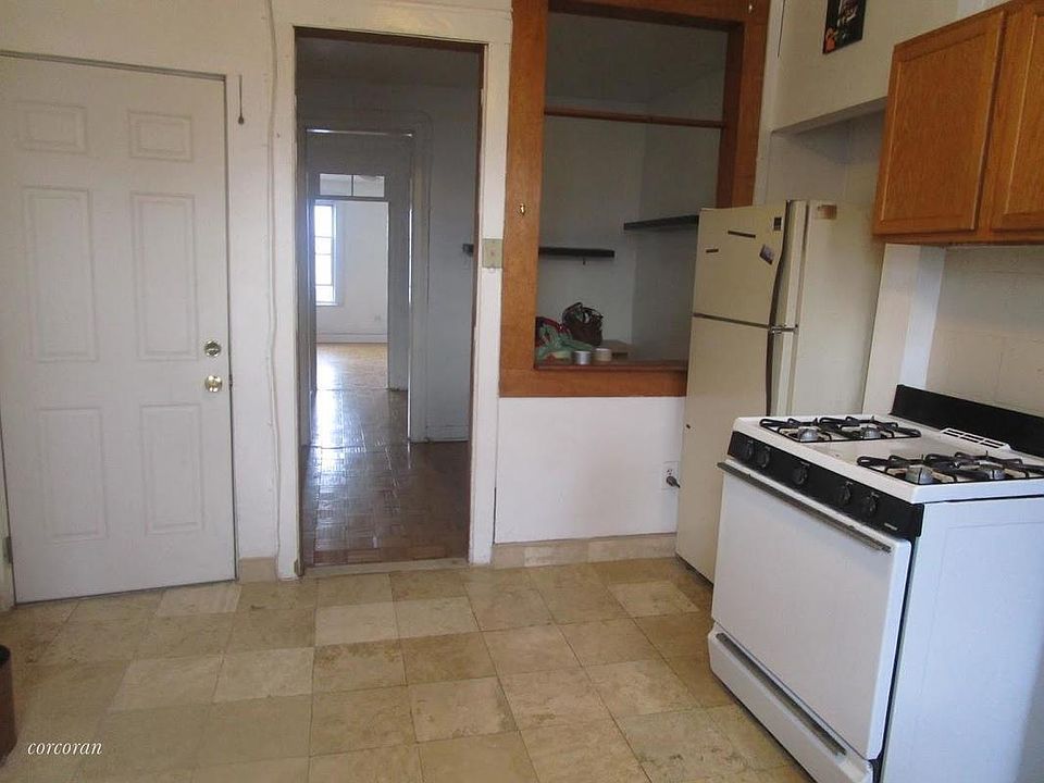2nd image of 278 19th St APT 2L