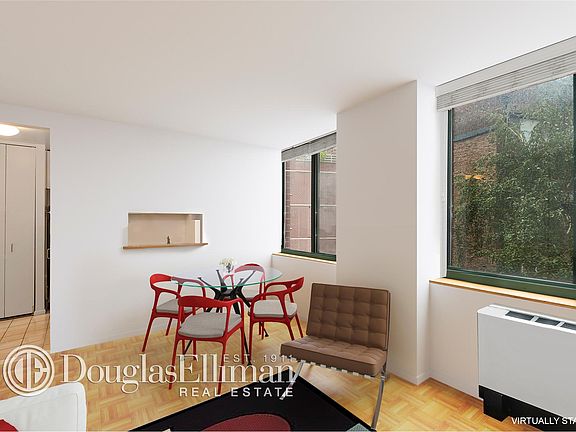 3rd image of 295 Greenwich St #6ON