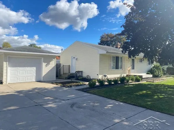 2606 Duane Dr, Saginaw, MI 48603