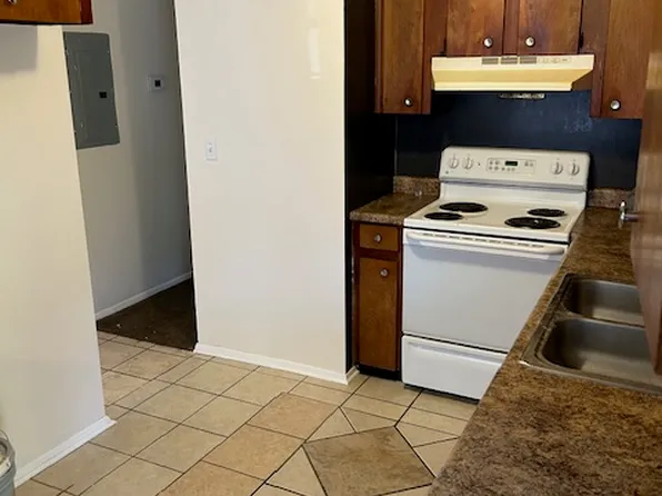 633 American Blvd, Warner Robins, GA 31093