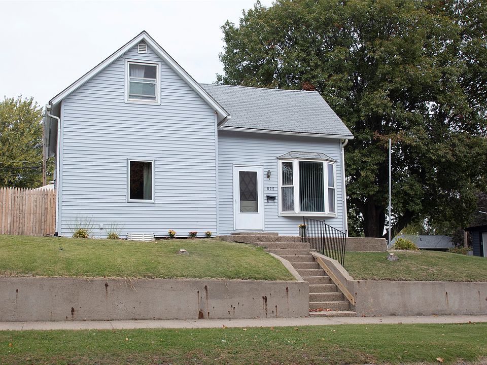 1st image of 805 E Main St