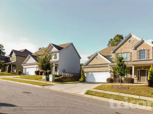 201 Margrave Dr, Canton, GA 30115