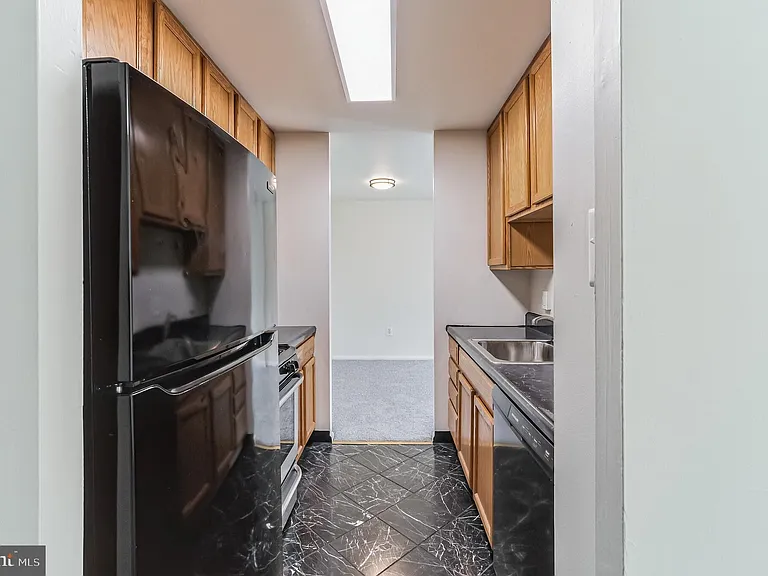 6100 Henry Ave #5B — Photo 12