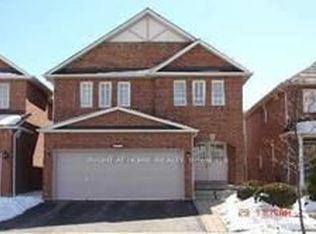 1126 Galesway Blvd, Mississauga, ON L5V2T7