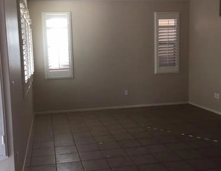 1631 W Blue Horizon St — Photo 11