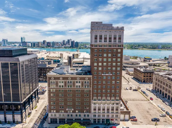 525 W Lafayette Blvd Unit 18E, Detroit, MI 48226