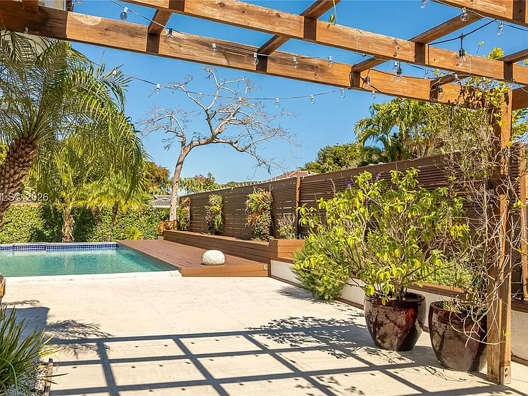 13303 SW 58th Ave — Photo 26