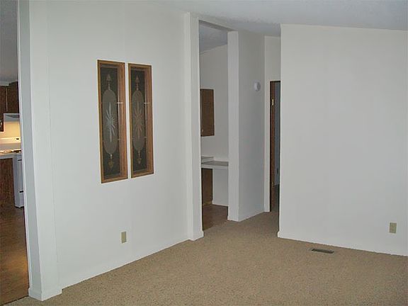 3rd image of 12 San Carlos St
