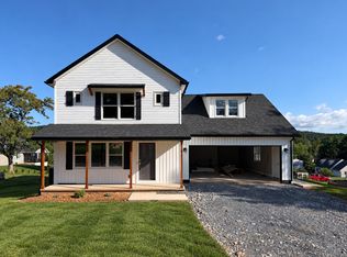 811 Hopeland Rd, Lititz, PA 17543