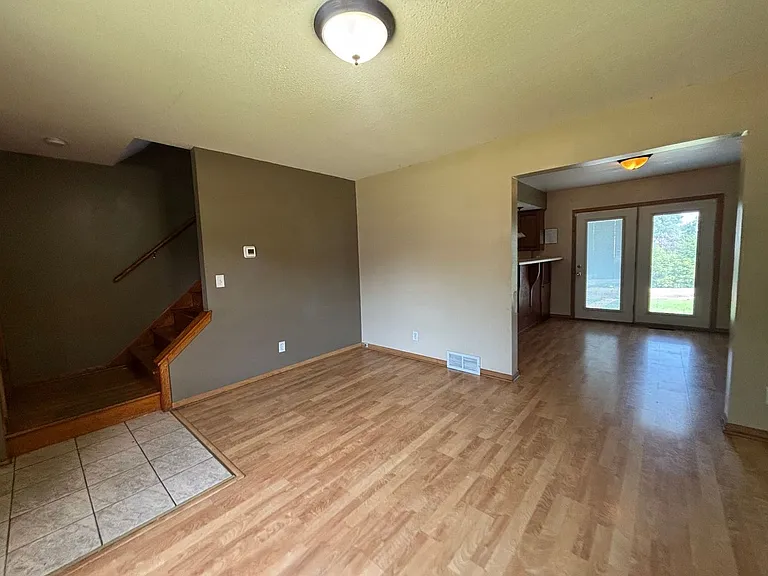 1714 Glenwood Ave — Photo 7