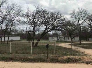 178 Deer Park Rd, La Vernia, TX 78121