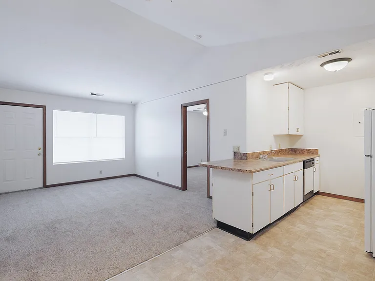 2221 S Street — Photo 34