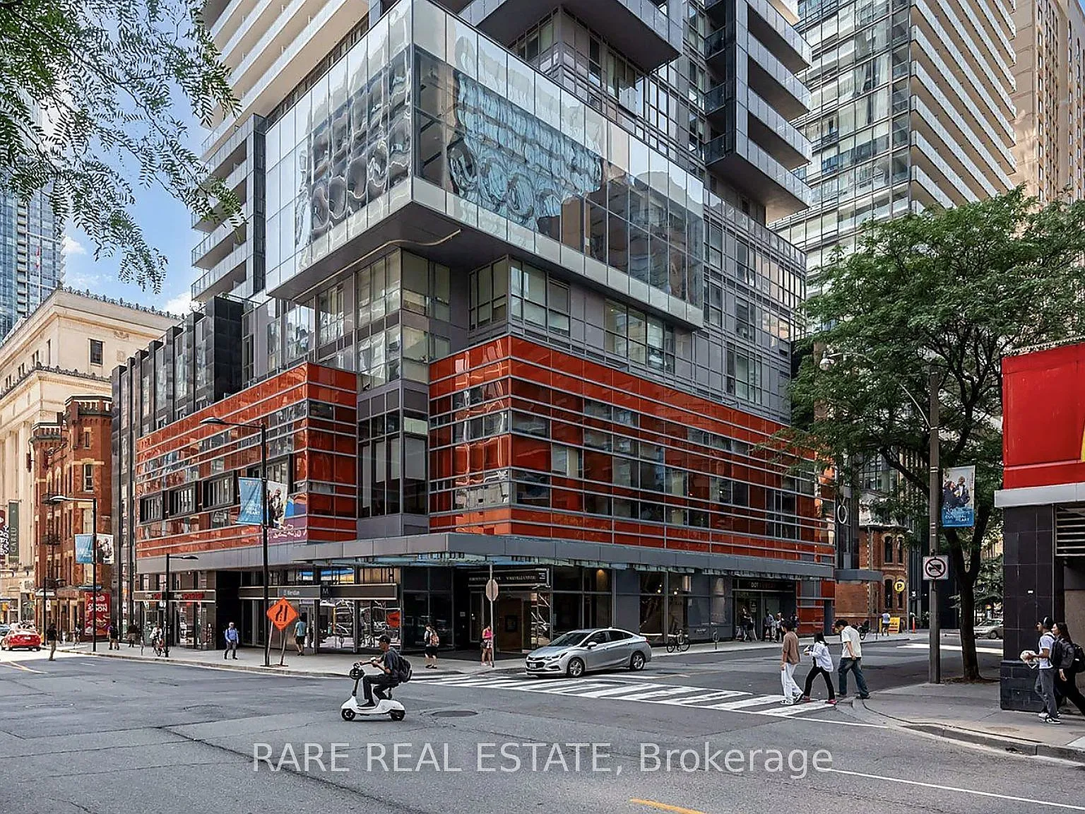 3 bed, $5,200 — Photo 2