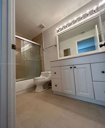 5th image of 1451 Sorrento Dr