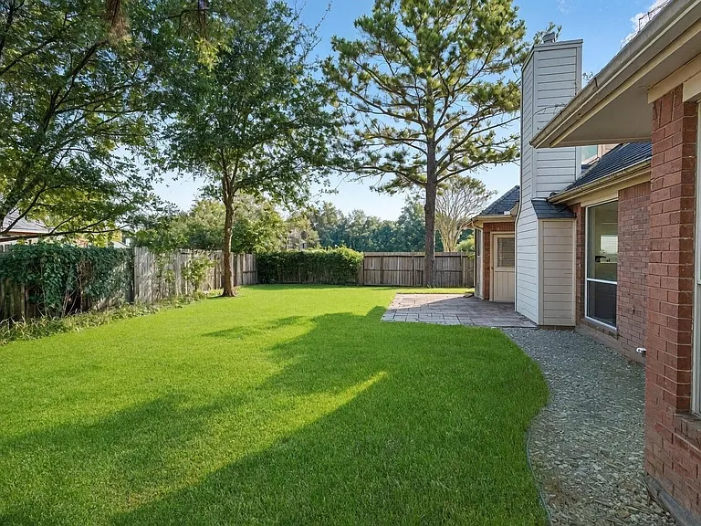 18502 Berry Leaf Ct — Photo 29