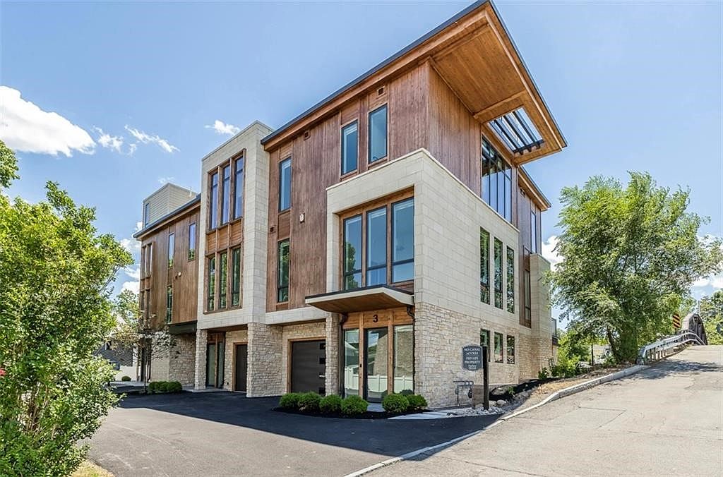 3 Parker St, Fairport, NY 14450 Zillow