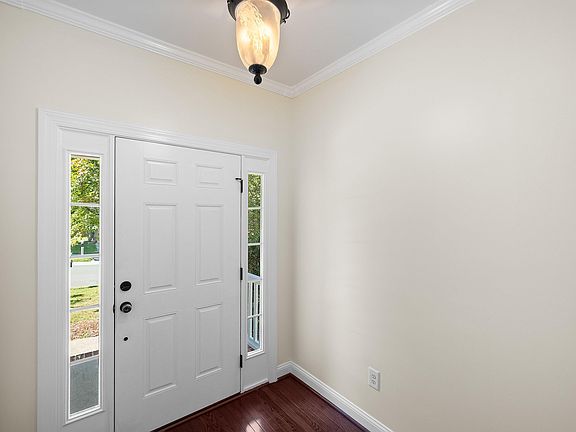 4th image of 4615 Lemongrass Ln