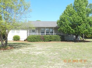 9301 McLeod Rd, Laurinburg, NC 28352