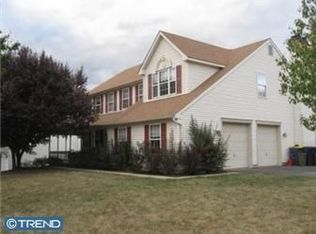 3394 Pin Oak Ln, Chalfont, PA 18914