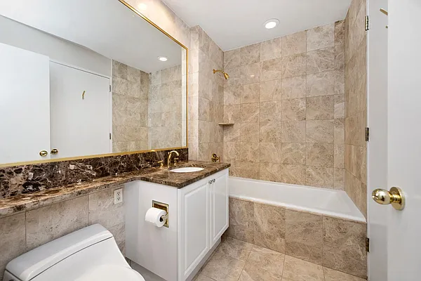 Rented by Keller Williams NYC | media 18