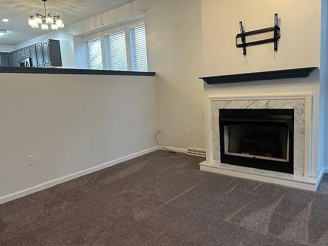 2 bed, 2.5 bath, 1292 sqft, $1,800 — Photo 3