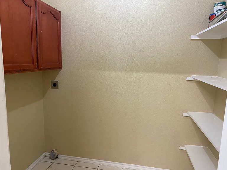 1707 Dawson St #1101 — Photo 8
