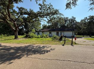 60516 Palm Dr, Slidell, LA 70460