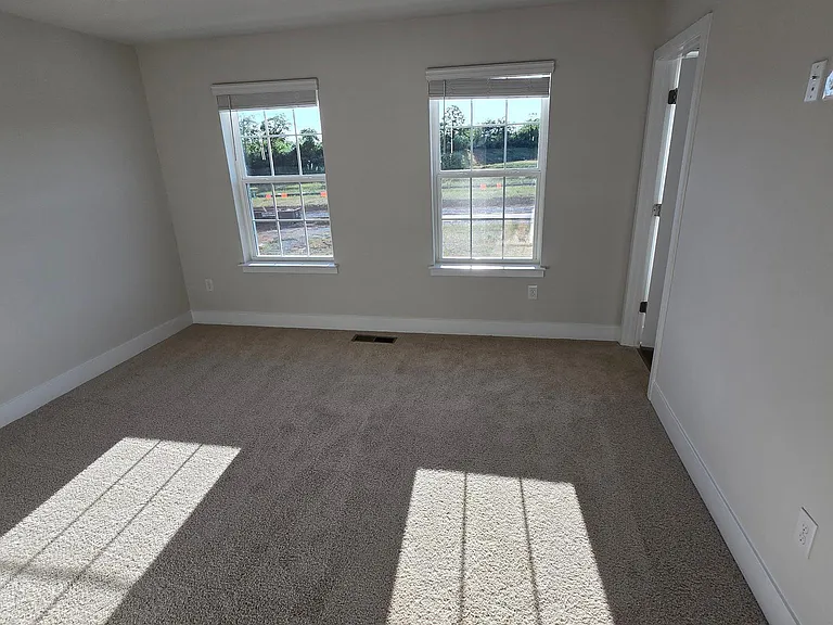 52 Aloma St — Photo 39