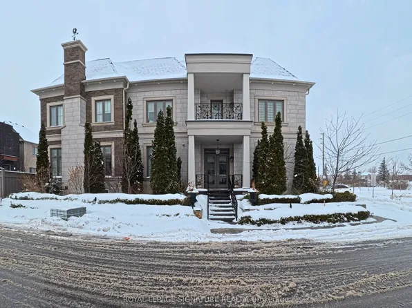 231 Hillsview Dr, Richmond Hill, ON L4C 4L8