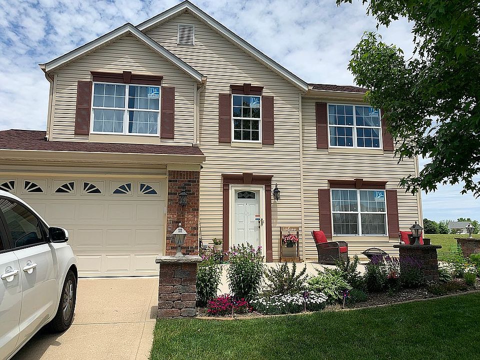 1st image of 549 Yorktown Ln