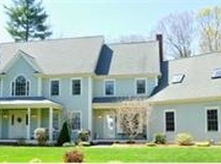12 Delaney Dr, Walpole, MA 02081