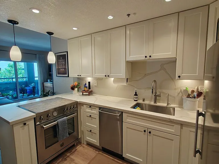 201 Harrison St #211 — Photo 1