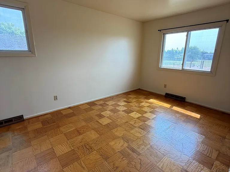 616 Talon St — Photo 6