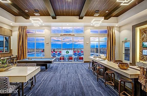 clubhouse v - pro pic