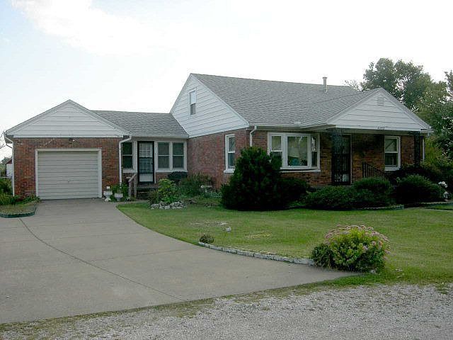 1st image of 4602 Wyndcrest Dr