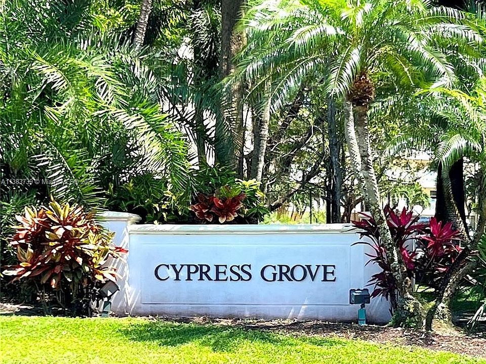1st image of 806 Cypress Grove Ln APT 110