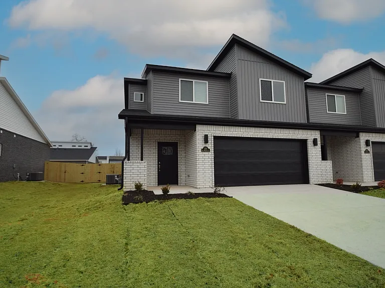 723 Sun Meadows Loop — Photo 1