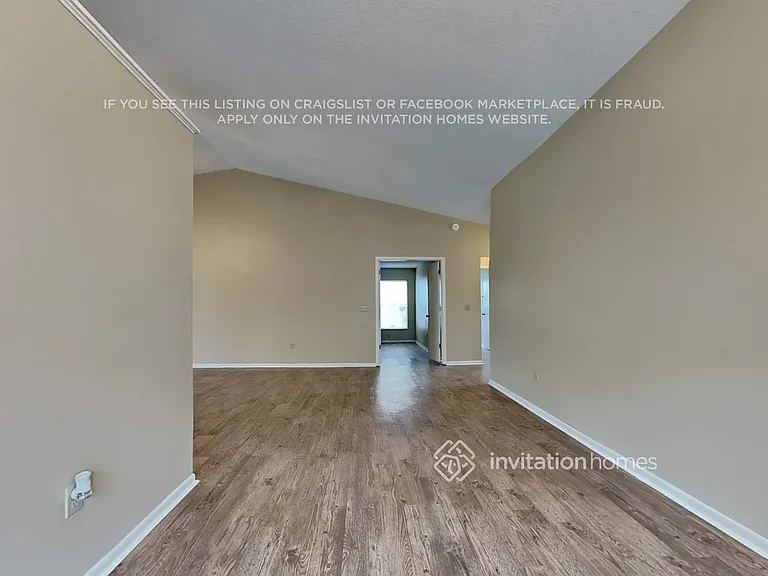 2033 Crosshair Cir — Photo 7