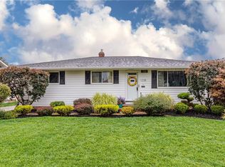 1238 Golden Gate Blvd, Mayfield Heights, OH 44124