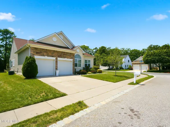 2 Beach Haven Way, Waretown, NJ 08758