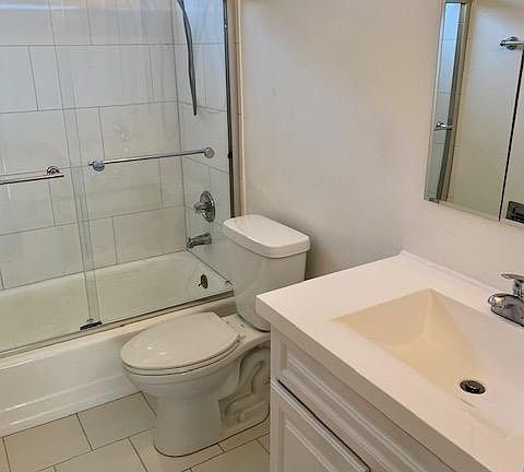 4th image of 3363 Vinton Ave #6